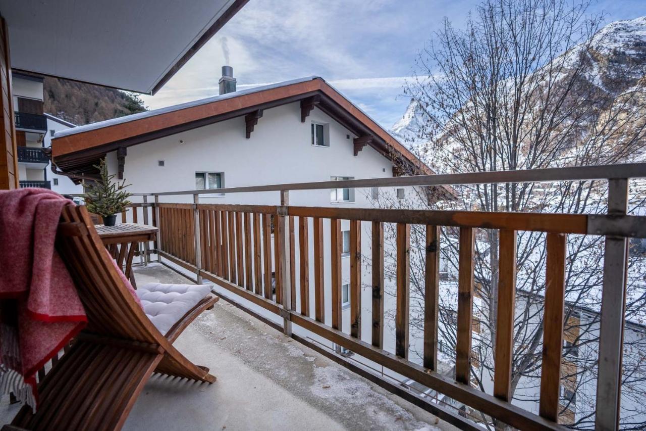 Modern Apartment With Matterhorn View Zermatt Buitenkant foto